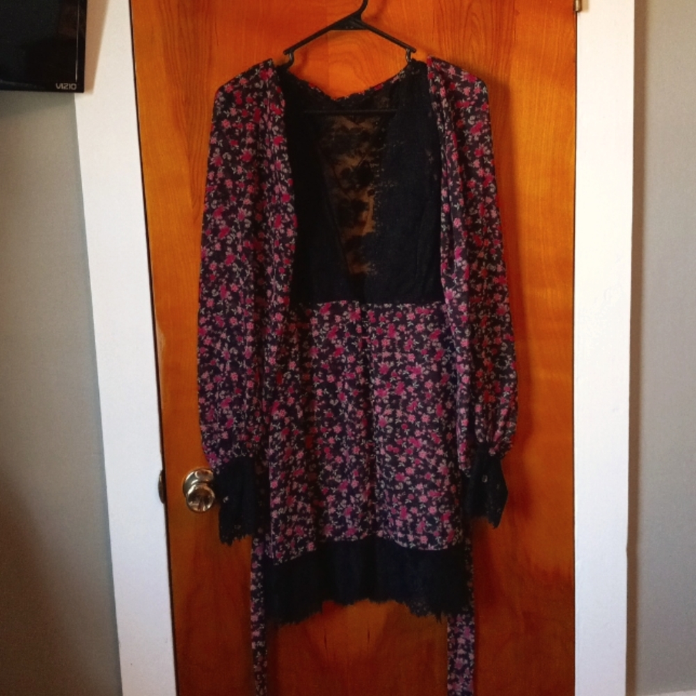 Victoria's Secret Floral Lace Negligee